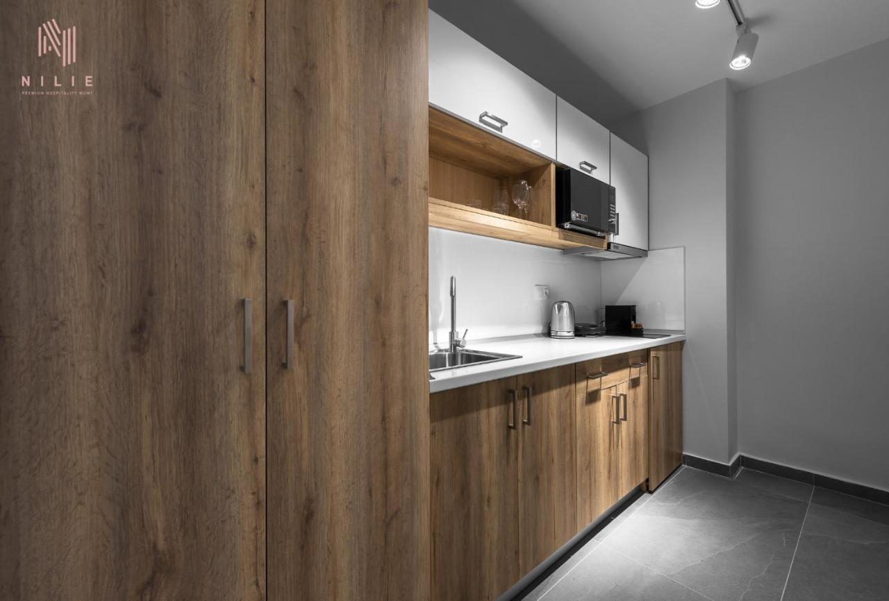 Factory Inn, Nilie Hospitality Mgmt Апартаменты *